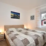Lindenbuschen 1 3 * Kellenhusen