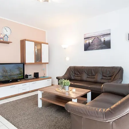 Apartment Lindenbuschen 1- 3 *