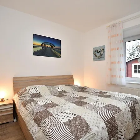 Lindenbuschen 1 3 * Kellenhusen