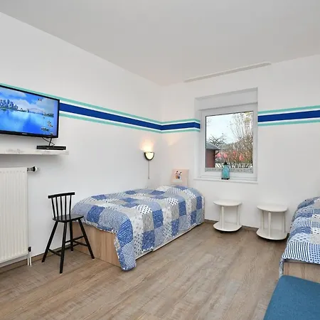 Lindenbuschen 1- 3 Apartment Kellenhusen